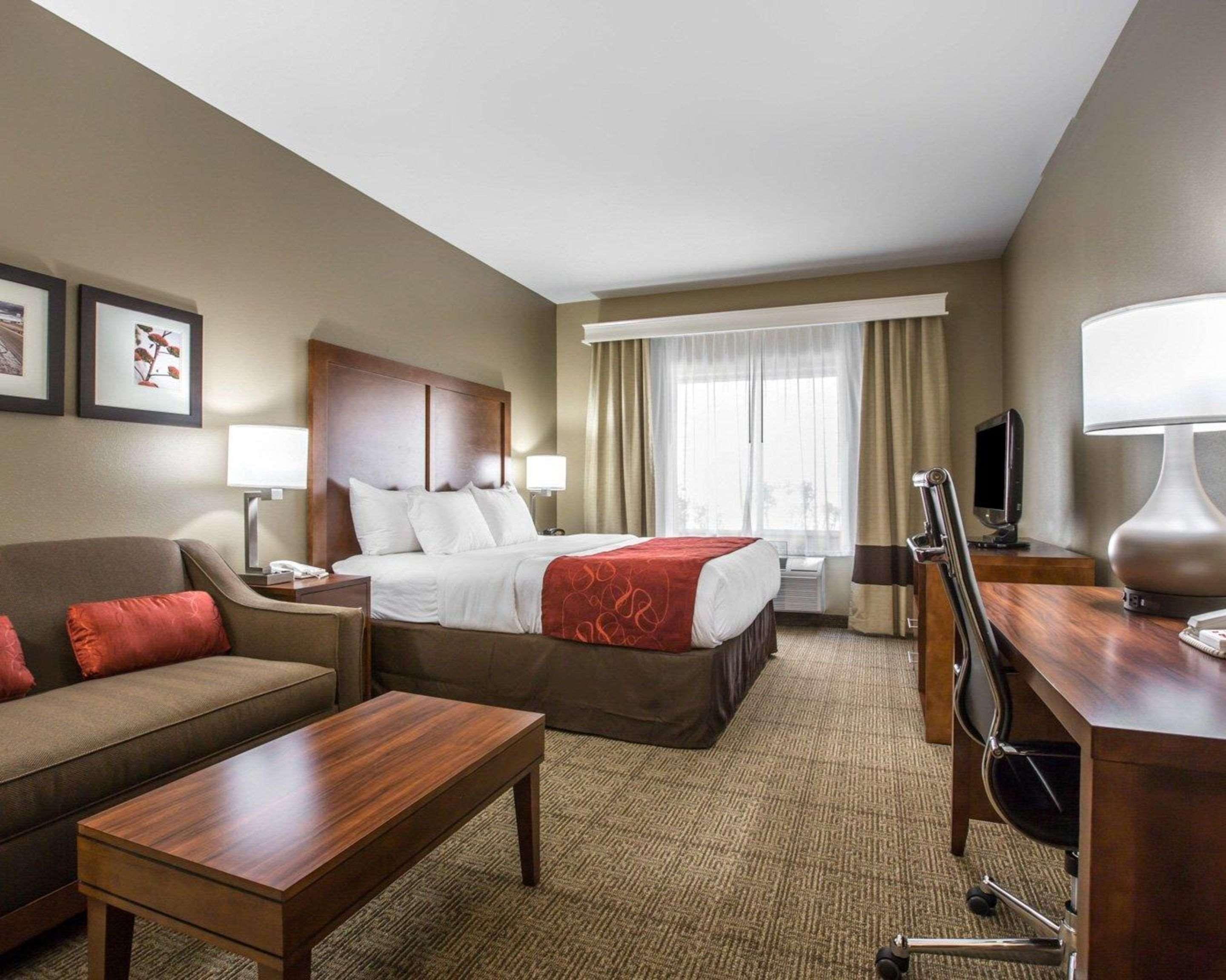Comfort Suites Victorville-Hesperia Ngoại thất bức ảnh