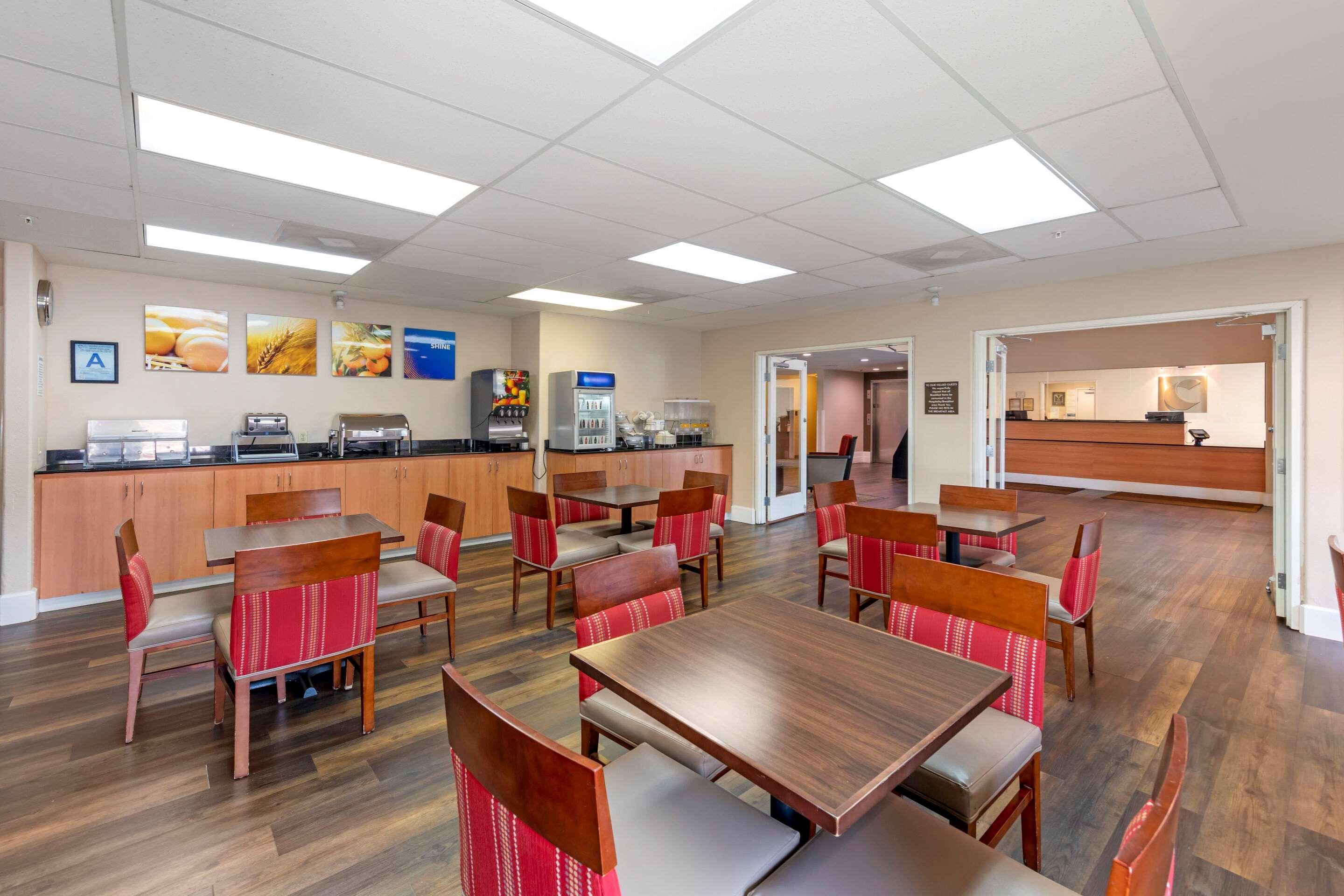 Comfort Suites Victorville-Hesperia Ngoại thất bức ảnh